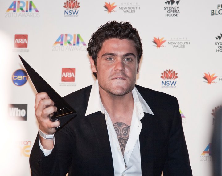 39528_462615356032_1565873_n