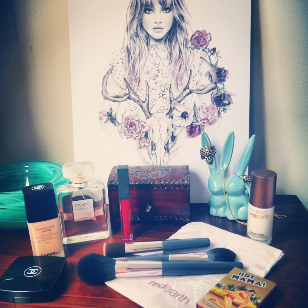 Pen To Paper Flawless Spring Beauty Look Essentials.