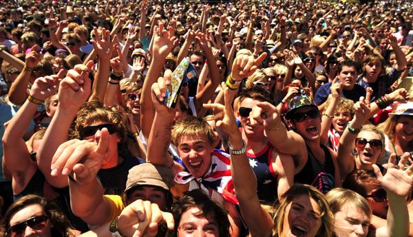 The 2009 Melbourne Big Day Out crowd at Flemington.